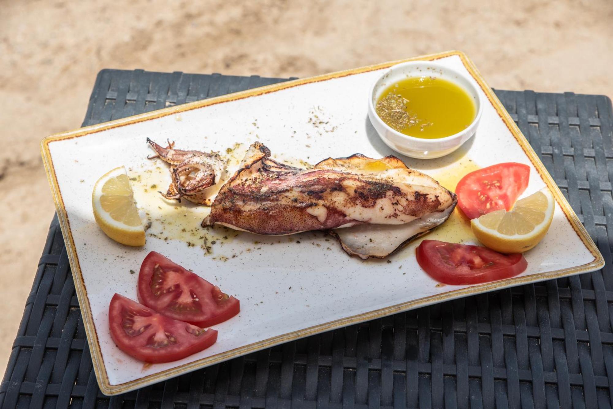 Coralli Rooms & Restaurant Elafonissos Exterior photo